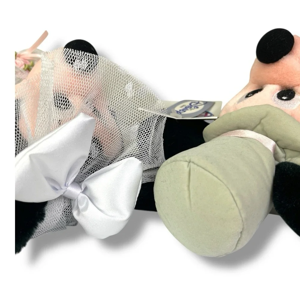 Disney Store Mickey & Minnie Mouse 12